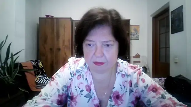 Violet Pulse online show from October 27, 6:24 pm