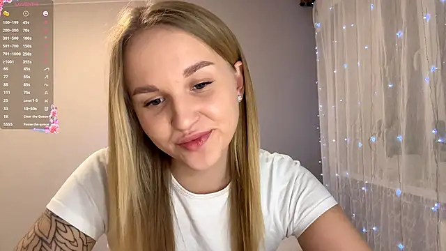 TanekaBoitel online show from December 14, 2:56 pm