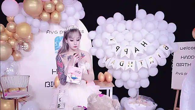 AAA-MissMoli online show from October 4, 5:28 pm