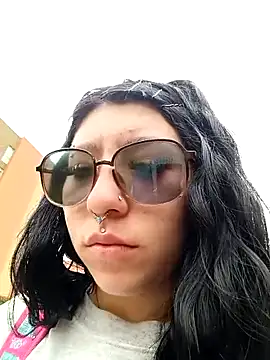 Snapshot of CAROLINA_17- chatting on October 14, 1:46 pm CAROLINA 17- online show from October 14, 1:46 pm