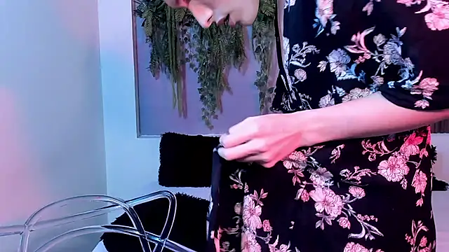 IsabelFernandez online show from September 25, 5:50 am