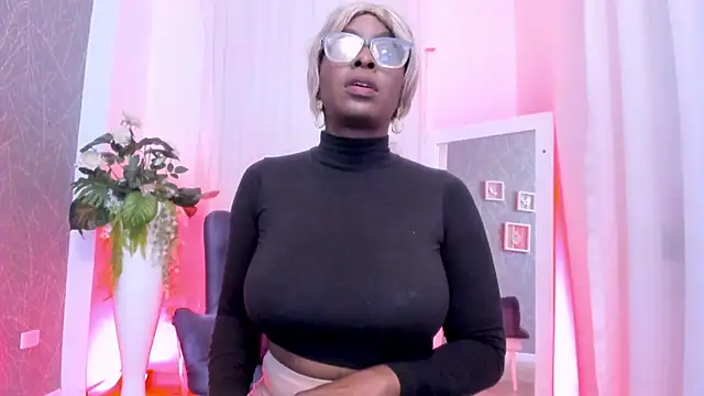 LolaJenkinss online show from October 22, 4:17 am