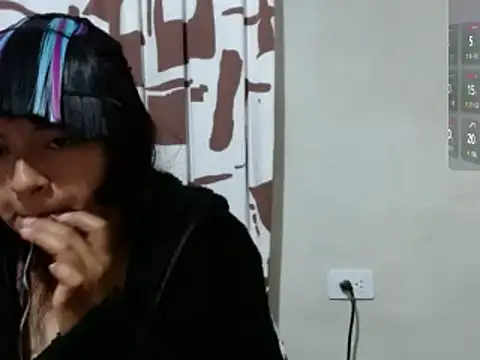 Acelinrose online show from February 9, 2:14 am