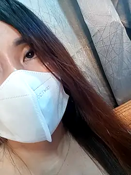 zuzuuLy online show from October 21, 3:27 pm