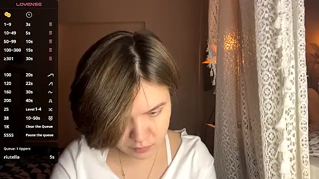 SabrinaFolts online show from October 27, 6:46 pm