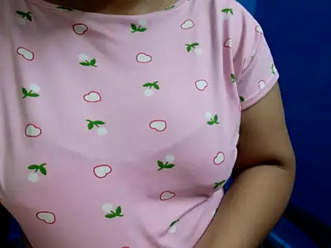 tamilqueenbaby online show from October 15, 11:07 pm