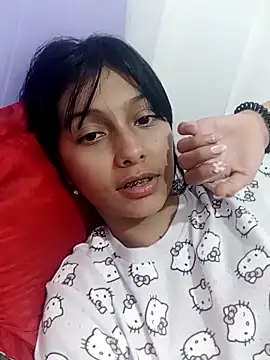 xoxo milk online show from March 1, 10:31 pm