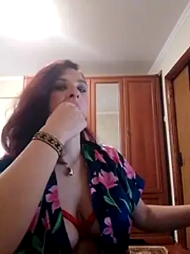 LaraDiva7799 online show from December 14, 11:38 am