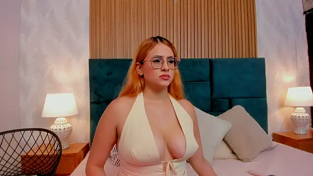 Amber kiss  online show from March 18, 7:30 pm