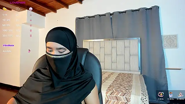 kalila latif online show from November 14, 2:44 am