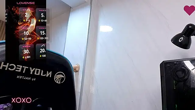 Soffia b online show from November 19, 8:09 pm