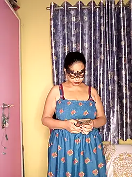 Big Ass Nikita online show from April 14, 6:52 pm