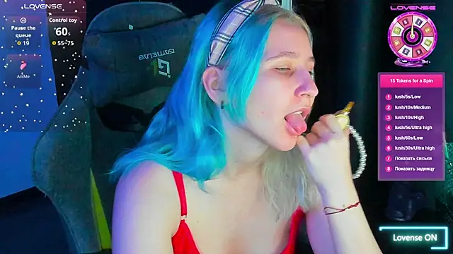 ChristinaFivePlus online show from November 7, 5:18 pm