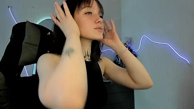 Elastikisss online show from April 1, 8:37 am