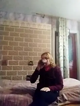 Ponka2011 online show from November 12, 6:33 am