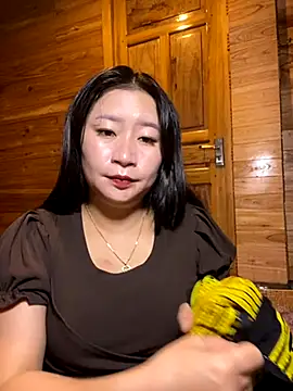 violet-00 online show from November 17, 1:06 am