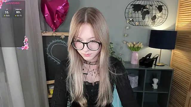 elliupp online show from September 22, 9:41 am