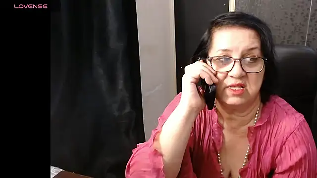 MissSanjanne online show from April 1, 1:39 am