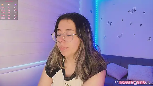 sweettvera online show from April 5, 1:43 pm