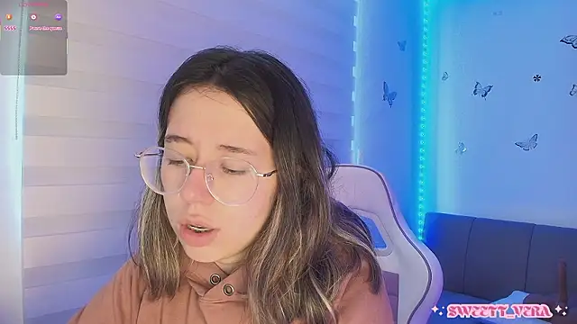 sweettvera online show from March 18, 6:13 pm