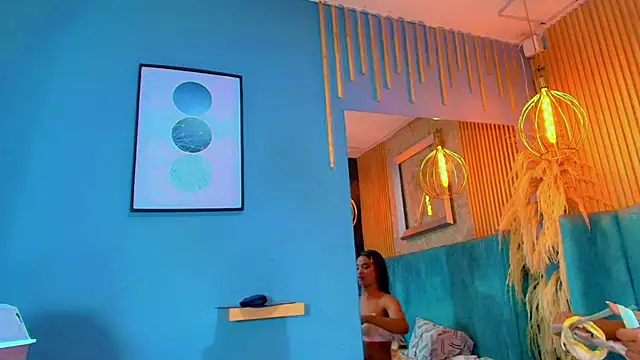 briannyte25 online show from October 6, 2:56 pm