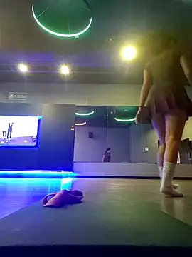 Coraline  dk2 online show from April 3, 1:53 pm