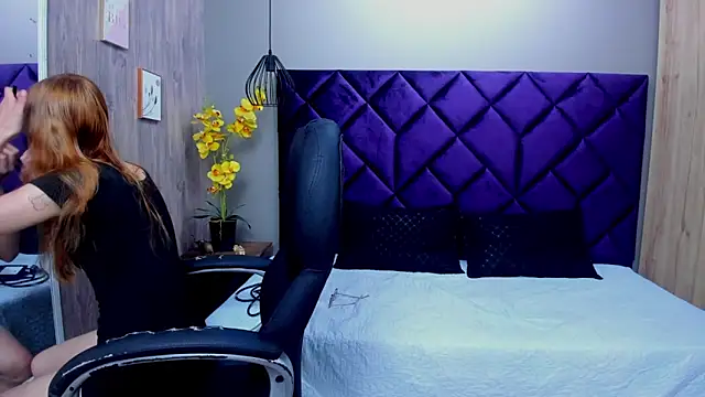 ChloeCampbell03 online show from September 25, 1:10 pm