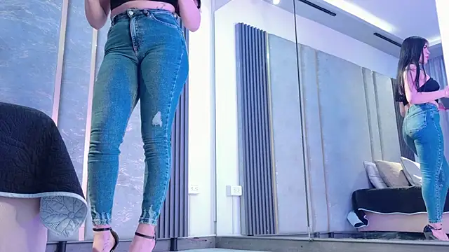 Samantha Hans online show from March 26, 10:11 pm