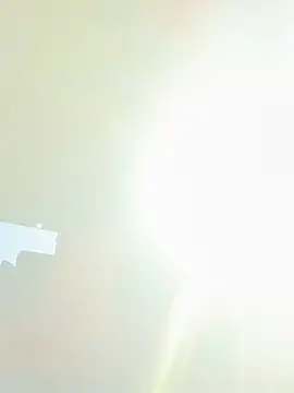 Snapshot of lilmisssunshine_ chatting on October 16, 8:33 pm lilmisssunshine  online show from October 16, 8:33 pm