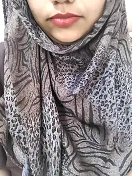 Miss Rose   online show from April 5, 8:02 am