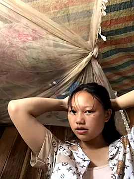 Snapshot of khatvong chatting on October 12, 4:15 am khatvong online show from October 12, 4:15 am