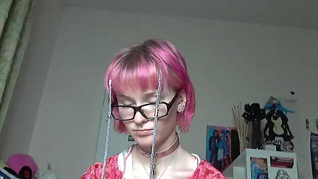 Paradoxy  online show from March 27, 8:31 pm