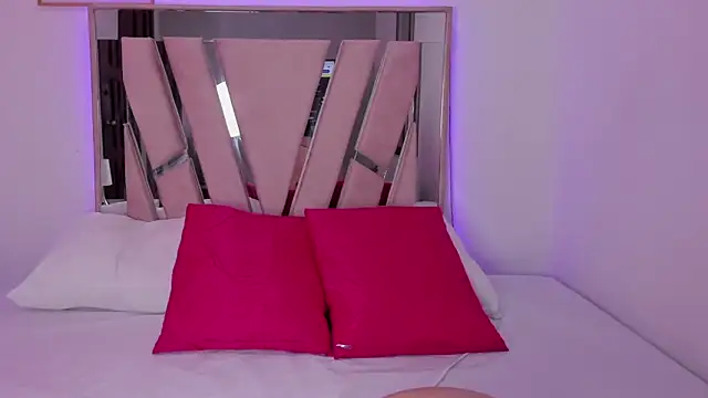 lissastone online show from October 22, 7:30 pm