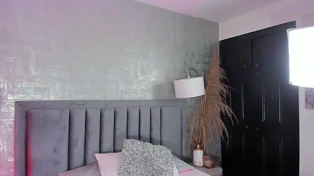 EmmaBlossom online show from May 28, 12:36 pm