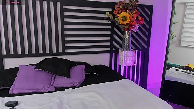 Cattleya veloza   online show from October 17, 10:13 pm