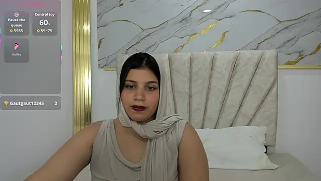 Amyra Rasi online show from November 1, 8:02 pm