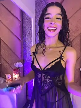 ChloeRosses online show from March 7, 10:50 pm