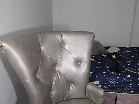 april ass online show from June 24, 8:52 pm