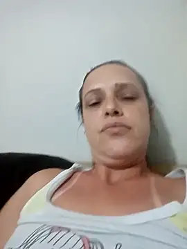 Crisribeiro online show from January 14, 11:43 pm