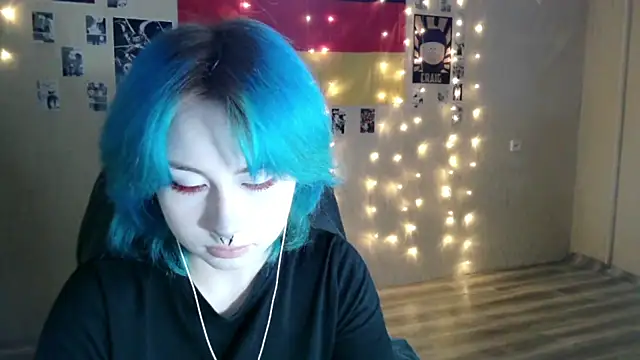 LeisaHopperstad online show from January 9, 5:50 pm