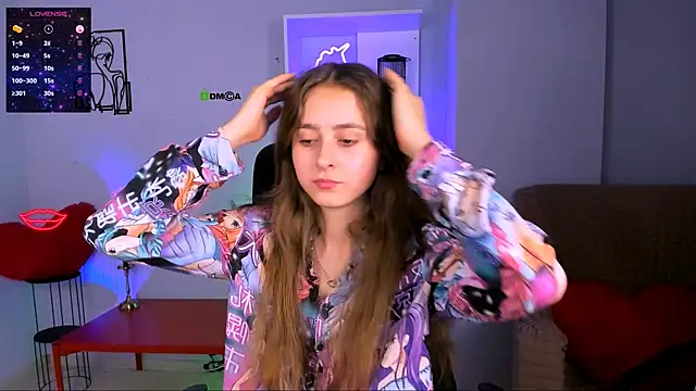 rebecca smile online show from November 5, 8:36 pm