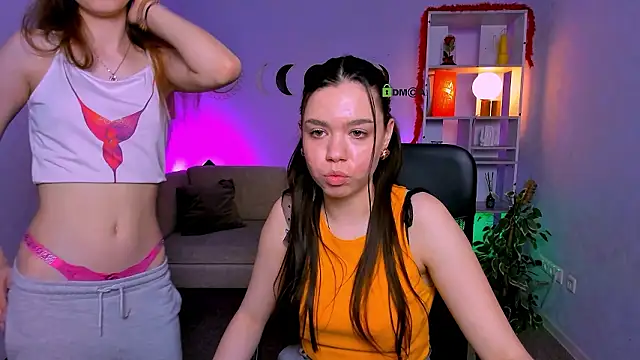 rebecca smile online show from March 23, 5:19 pm