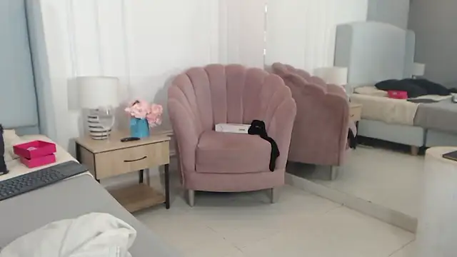 ChantalGarner online show from March 23, 1:17 pm