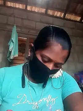 Snapshot of Tamil_Hot_Sandy chatting on October 23, 6:08 am Tamil Hot Sandy online show from October 23, 6:08 am