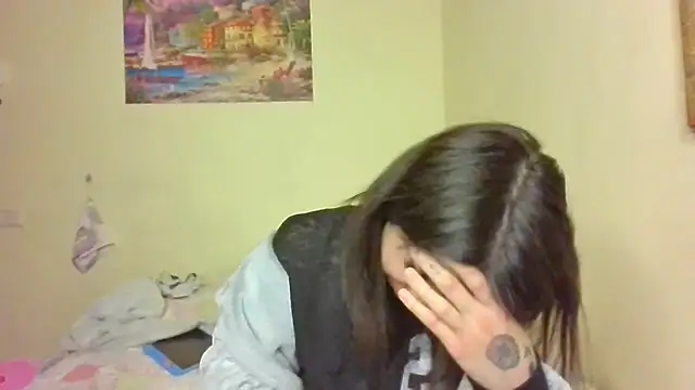 QueenMomyS online show from April 10, 7:20 pm