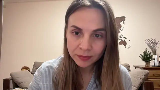 AnnieLove7722 online show from December 17, 11:58 am