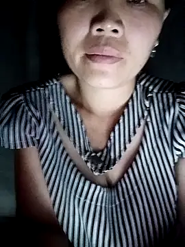 bree-zz online show from March 18, 1:05 pm