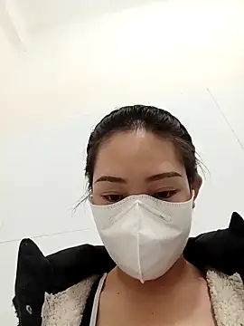 bree-zz online show from December 1, 11:18 pm