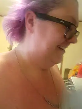 violentviolet68 online show from February 12, 4:41 pm