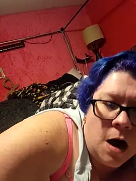 violentviolet68 online show from January 9, 8:02 pm